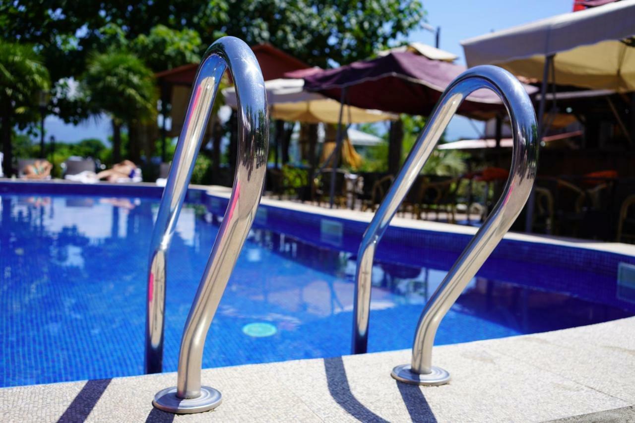 Ponto Hotel Kobuleti Kültér fotó