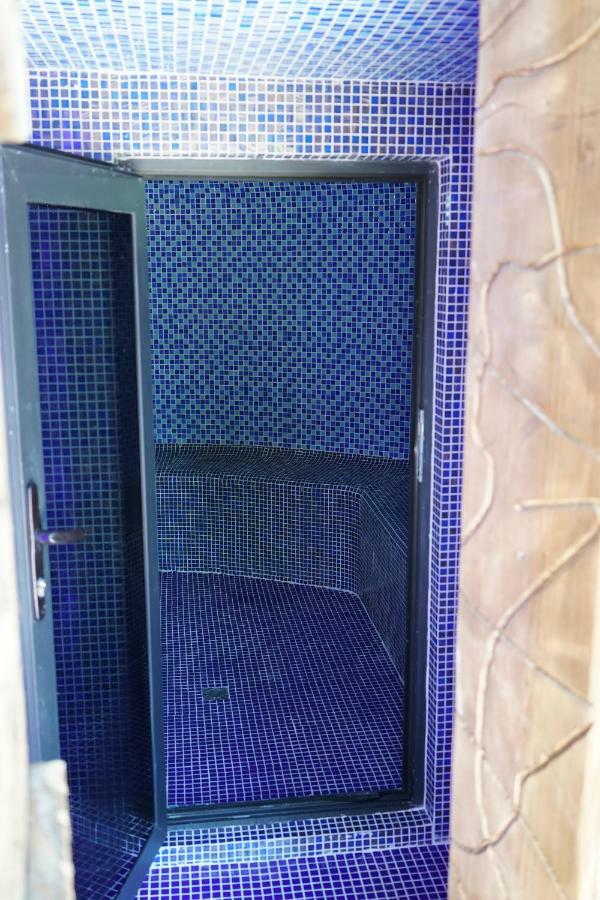 Ponto Hotel Kobuleti Kültér fotó