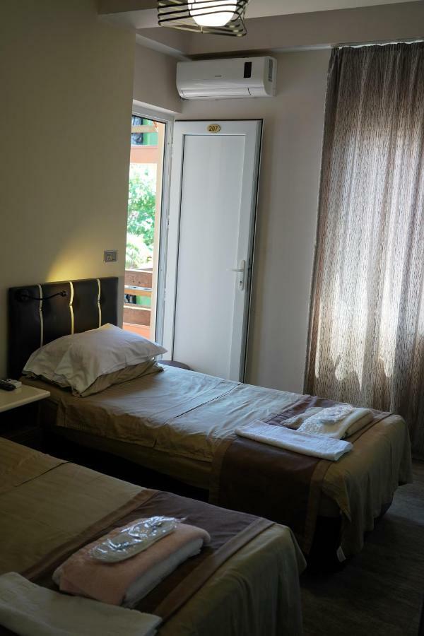 Ponto Hotel Kobuleti Kültér fotó
